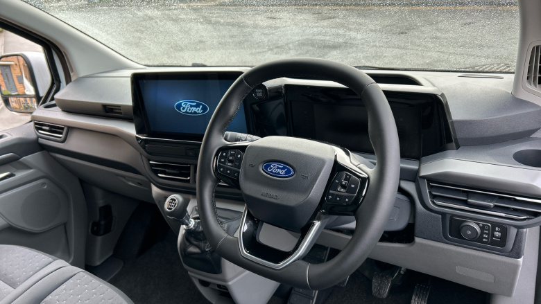 Ford Tourneo Custom 320 L1 Diesel Fwd 2.0 EcoBlue 136ps H1 Titanium 8 seater Auto